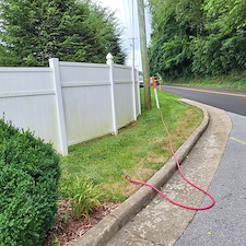 Top-Quality-Softwash-Fence-Cleaning-in-Bristol-Va 6