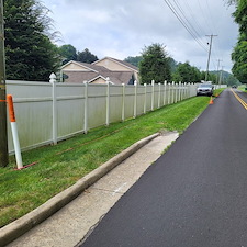 Top-Quality-Softwash-Fence-Cleaning-in-Bristol-Va 5