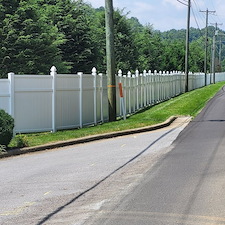 Top-Quality-Softwash-Fence-Cleaning-in-Bristol-Va 2